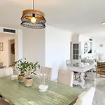 El Faro, Center Beachfront - Eaw Homes