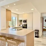 El Faro, Center Beachfront - Eaw Homes
