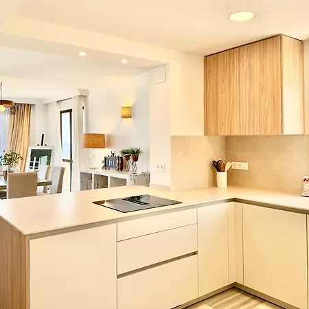 El Faro, Center Beachfront - Eaw Homes