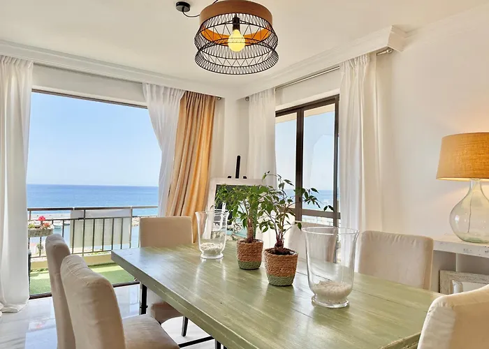 El Faro, Center Beachfront - Eaw Homes شقة ماربيا