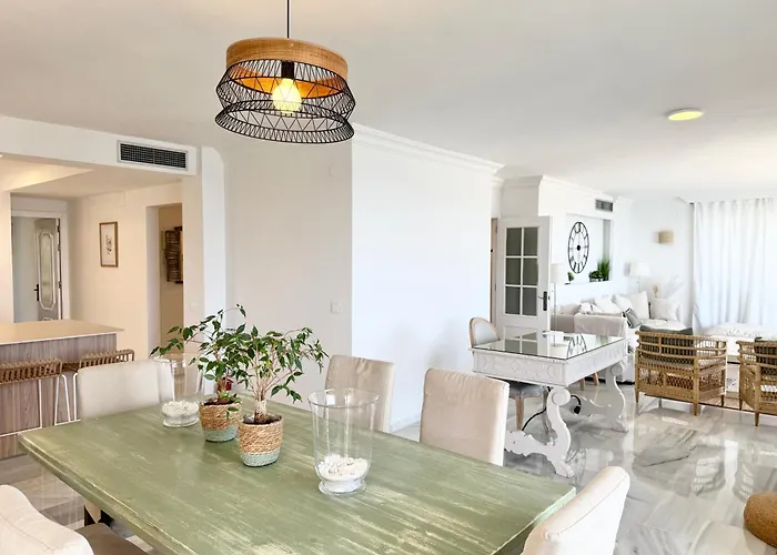 El Faro, Center Beachfront - Eaw Homes