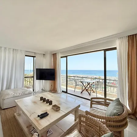 El Faro, Center Beachfront - Eaw Homes Marbella
